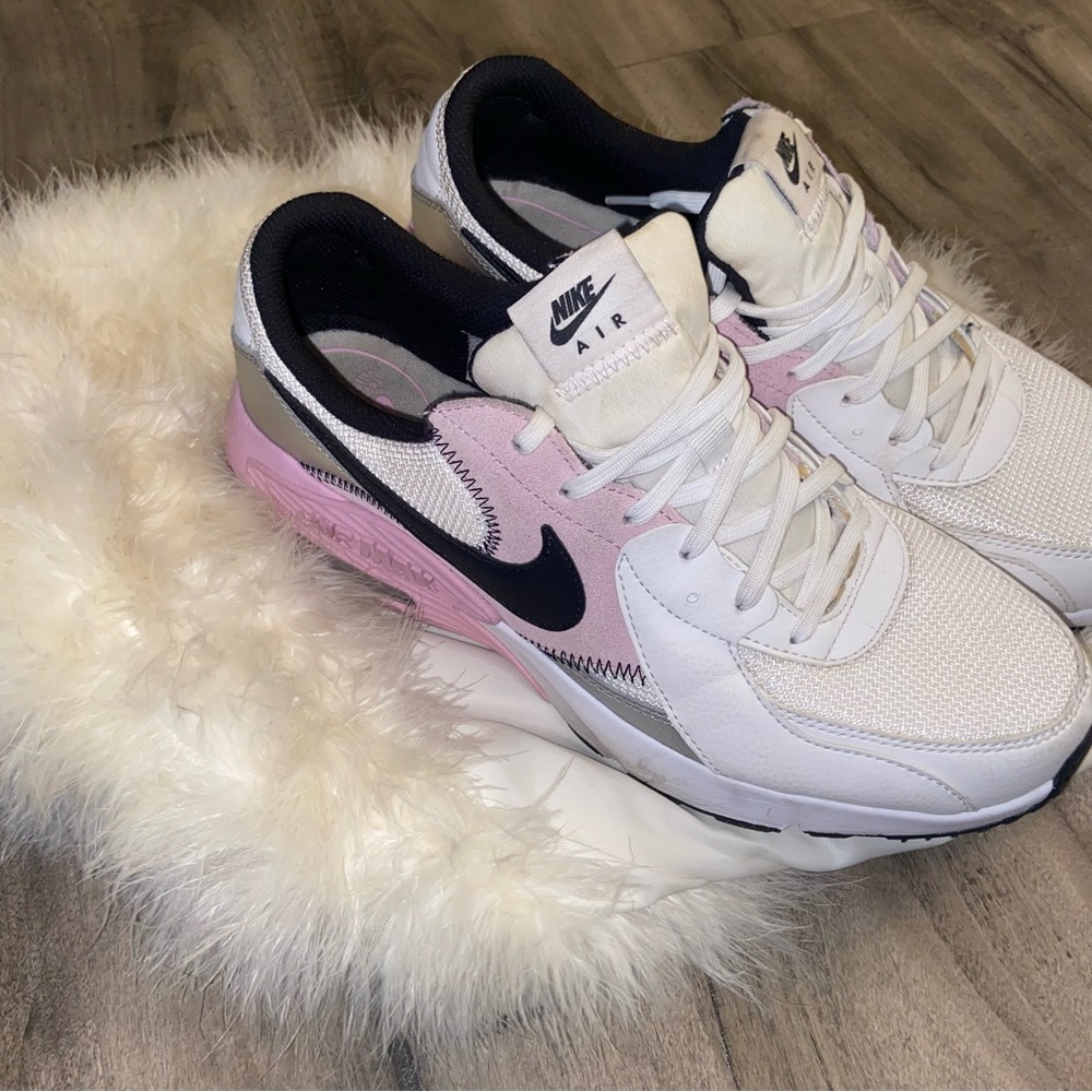 Womens Nike Air Max sz 11